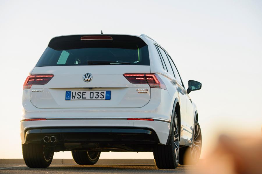  Volkswagen Tiguan R-Line 2016 года  (AU) (фото 17 из 30)